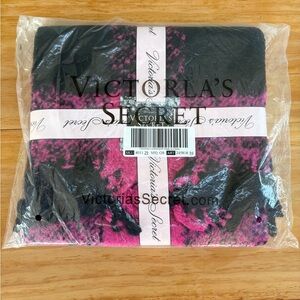 Victoria's Secret Black and Pink Plush Scarf